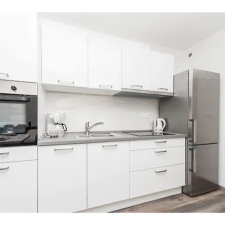 Modern Right On The Janice Beach In Centre 50 M Away