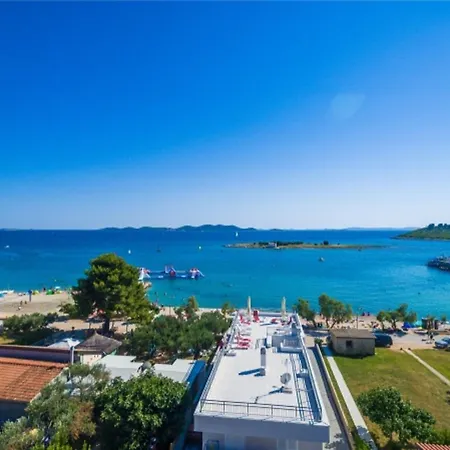 Apartment Modern Right On The Janice In Centre 50 M Away Pakostane