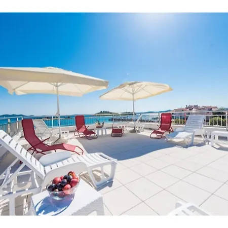 Modern Right On The Janice Beach In Centre 50 M Away * Pakoštane